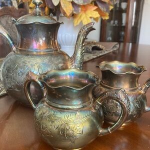 Antique Hartford Silverplate Co 3-pc tea set - pattern no 1419